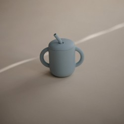 TAZA DIDÁCTICA+PAJITA SILICONA SOLID POWDER BLUE 9.5x7.15x12 CM