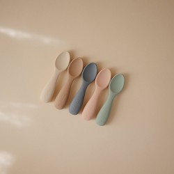 TODDLER STARTER SPOON 2-PACK SOLID SHIFNG SND+CAMBR.BLU 2.5x10.5x1 CM